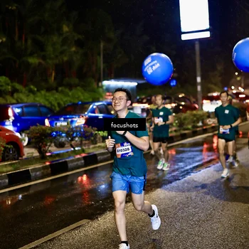 Runner Photo 7671037