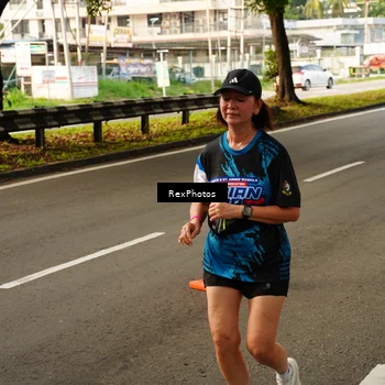 Runner Photo 7671043