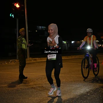 Runner Photo 7671050