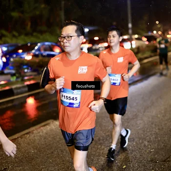 Runner Photo 7671055