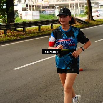 Runner Photo 7671059