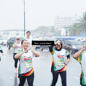 Runner Photo 7671062