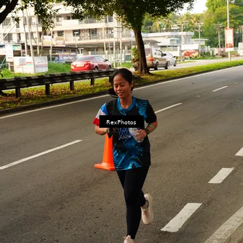 Runner Photo 7671078