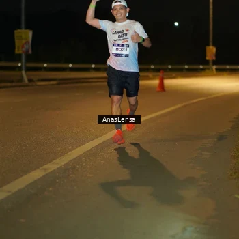 Runner Photo 7671082