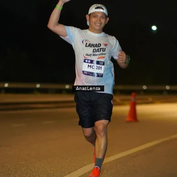 Runner Photo 7671086