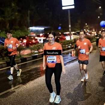 Runner Photo 7671113