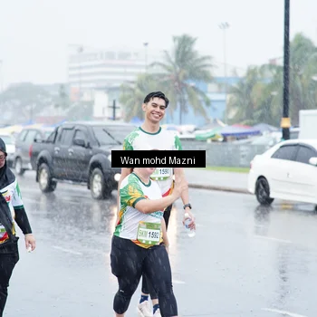 Runner Photo 7671118