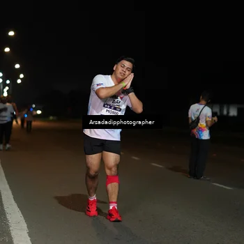 Runner Photo 7671124