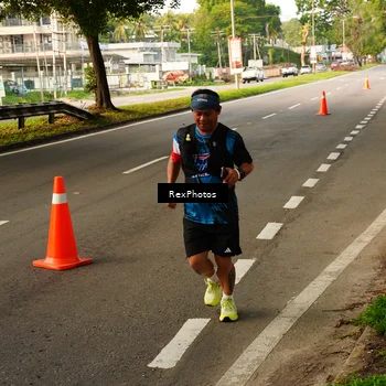 Runner Photo 7671135