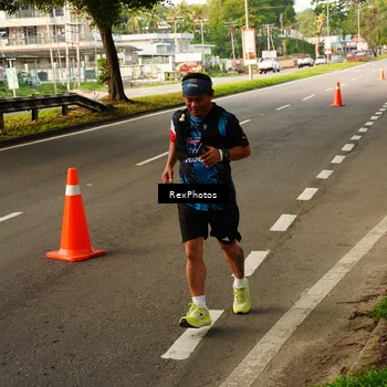 Runner Photo 7671136