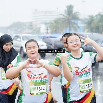 Runner Photo 7671145
