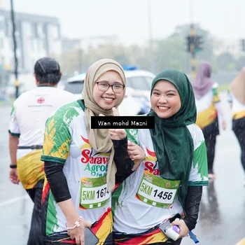 Runner Photo 7671156