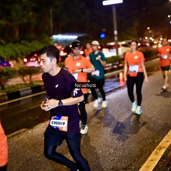 Runner Photo 7671163