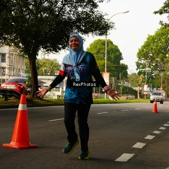 Runner Photo 7671186