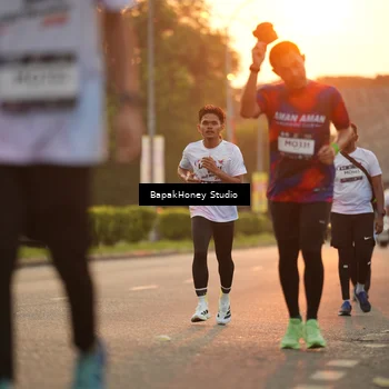 Runner Photo 7671188