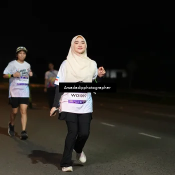 Runner Photo 7671225