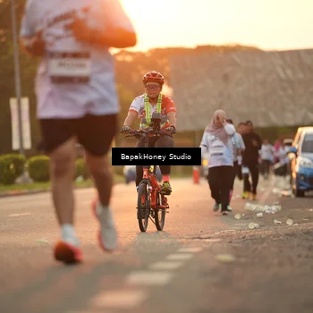 Runner Photo 7671231