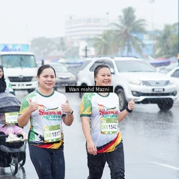 Runner Photo 7671241