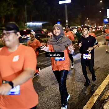 Runner Photo 7671242