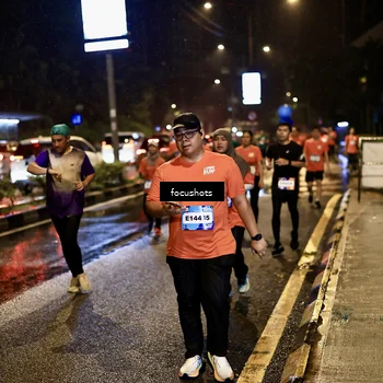 Runner Photo 7671248