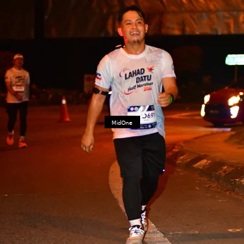 Runner Photo 7671249