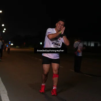 Runner Photo 7671257