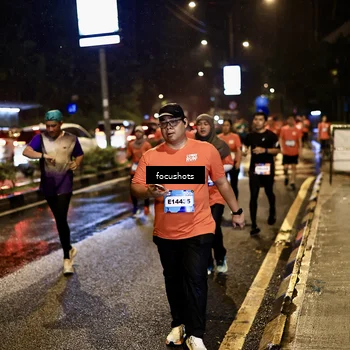 Runner Photo 7671285