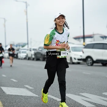Runner Photo 7671287