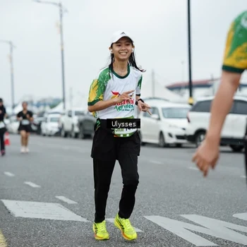Runner Photo 7671300