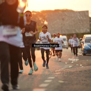 Runner Photo 7671307