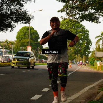 Runner Photo 7671310