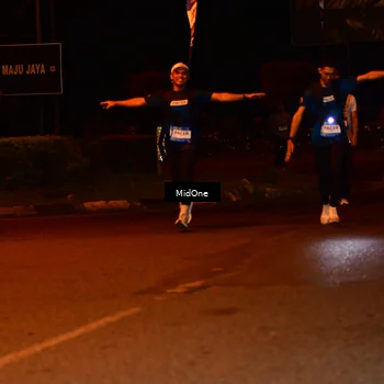 Runner Photo 7671316