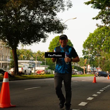 Runner Photo 7671336