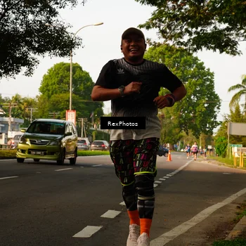 Runner Photo 7671341
