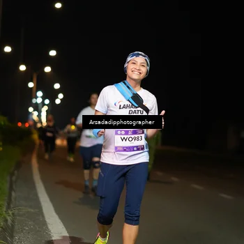 Runner Photo 7671345