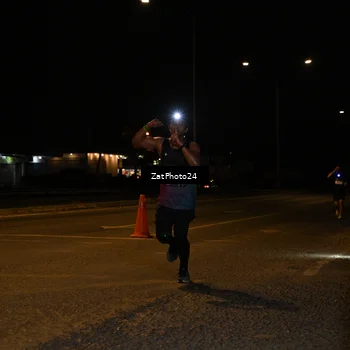Runner Photo 7671346