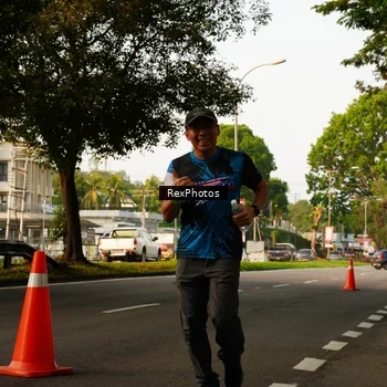 Runner Photo 7671351