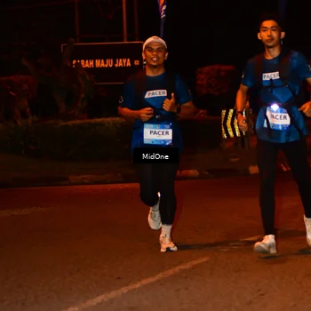 Runner Photo 7671366