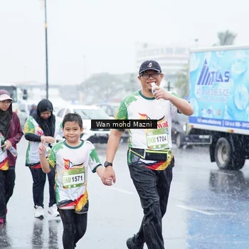 Runner Photo 7671368