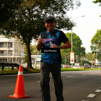 Runner Photo 7671374
