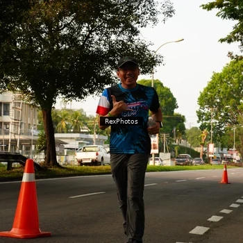 Runner Photo 7671376