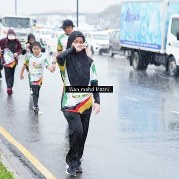 Runner Photo 7671377