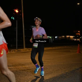 Runner Photo 7671378