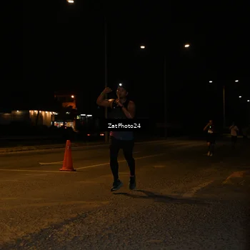 Runner Photo 7671389
