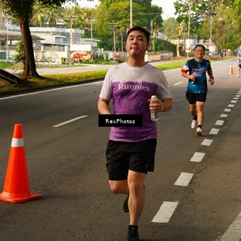 Runner Photo 7671410
