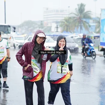 Runner Photo 7671424