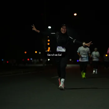 Runner Photo 7671425