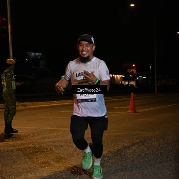 Runner Photo 7671429