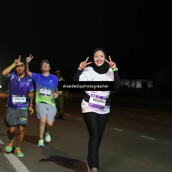Runner Photo 7671432
