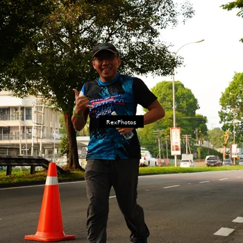 Runner Photo 7671435